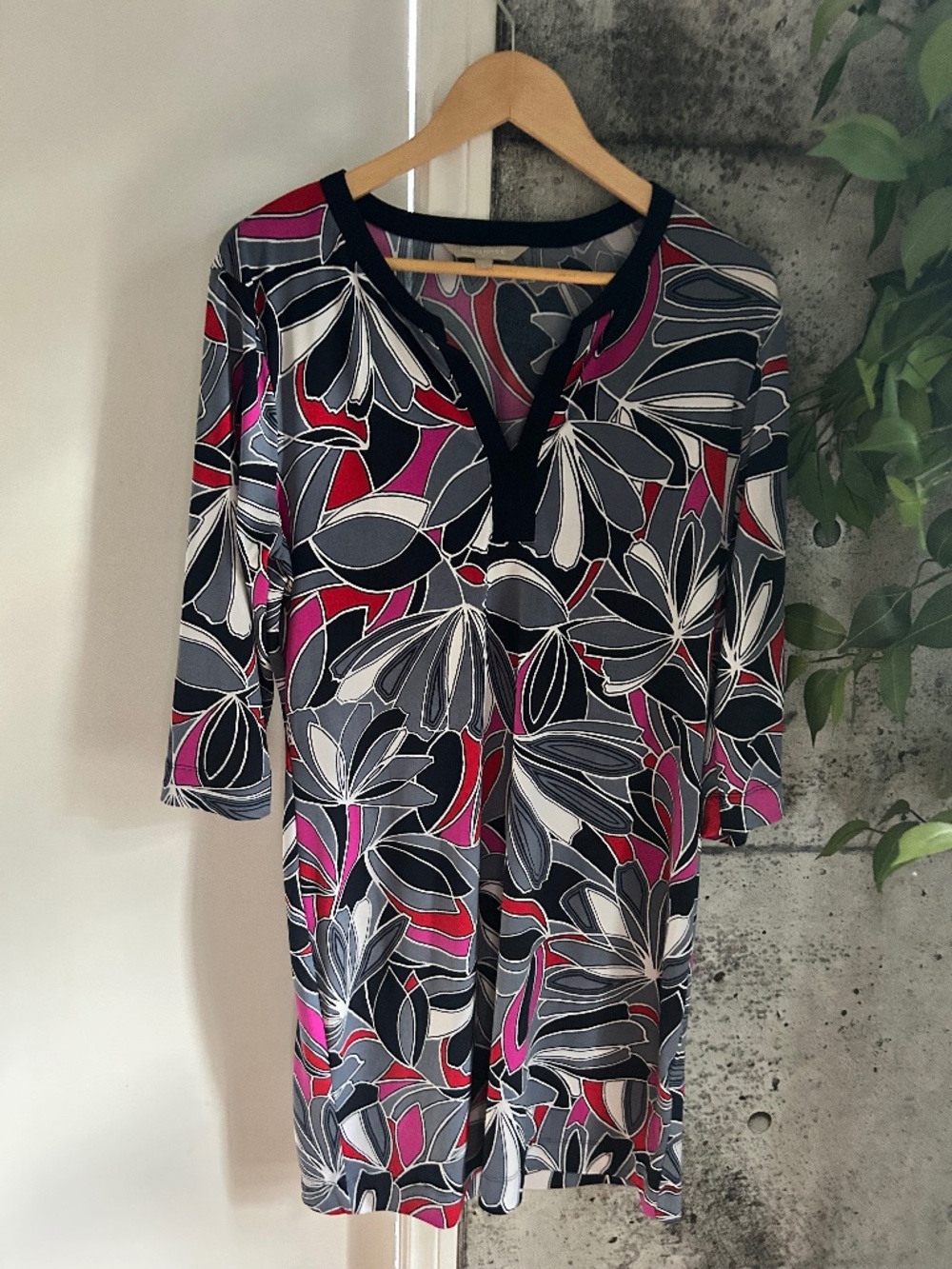 Banana Republic dress. Classic meets Groovy L